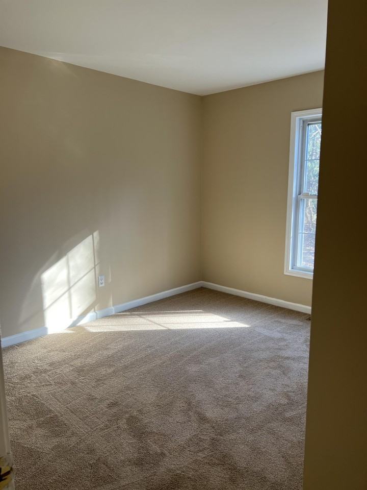 21 Fort King Dr #1 - Photo 7 of 24