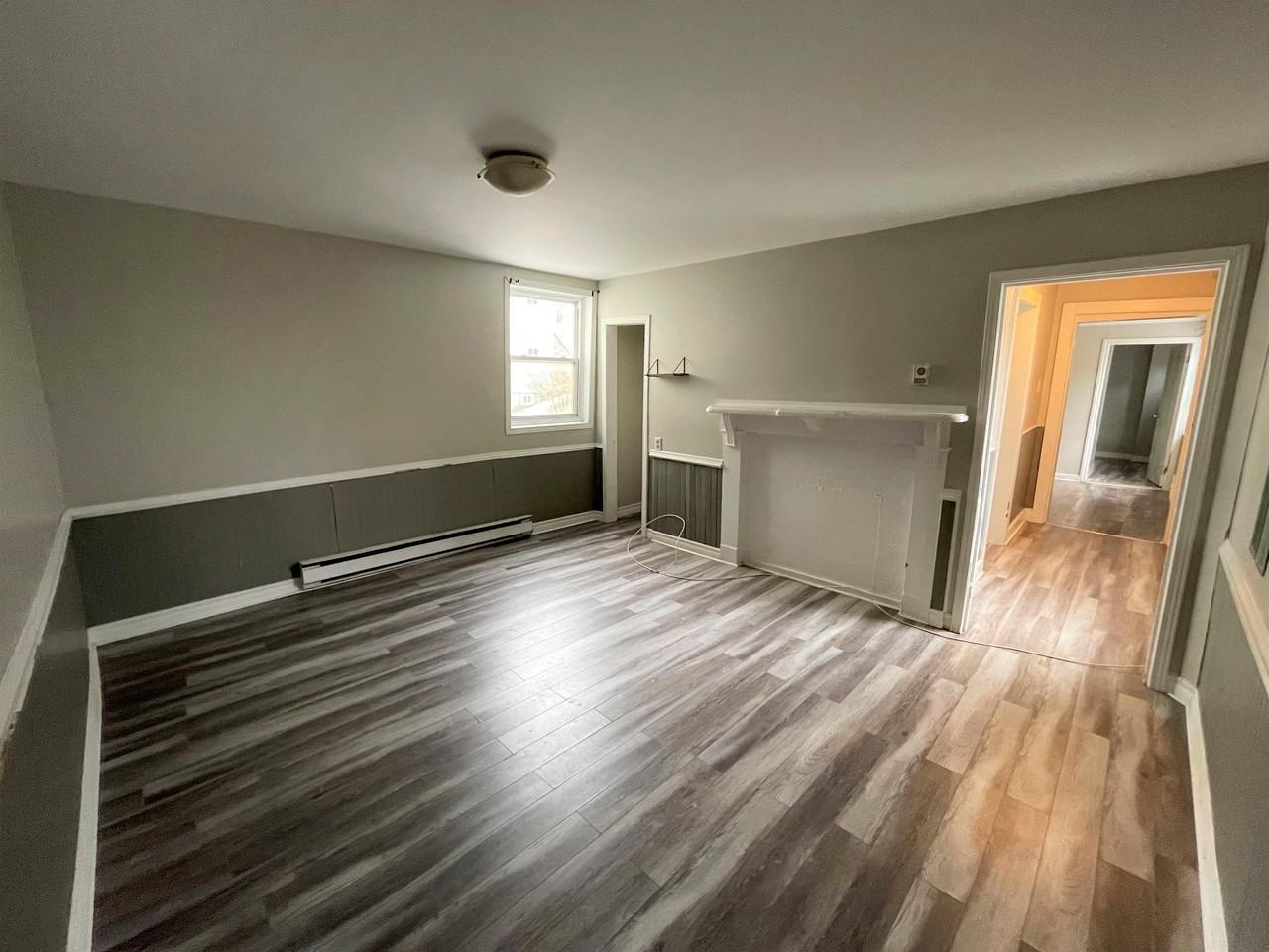 30 Wentworth St #4 - Photo 5 of 13