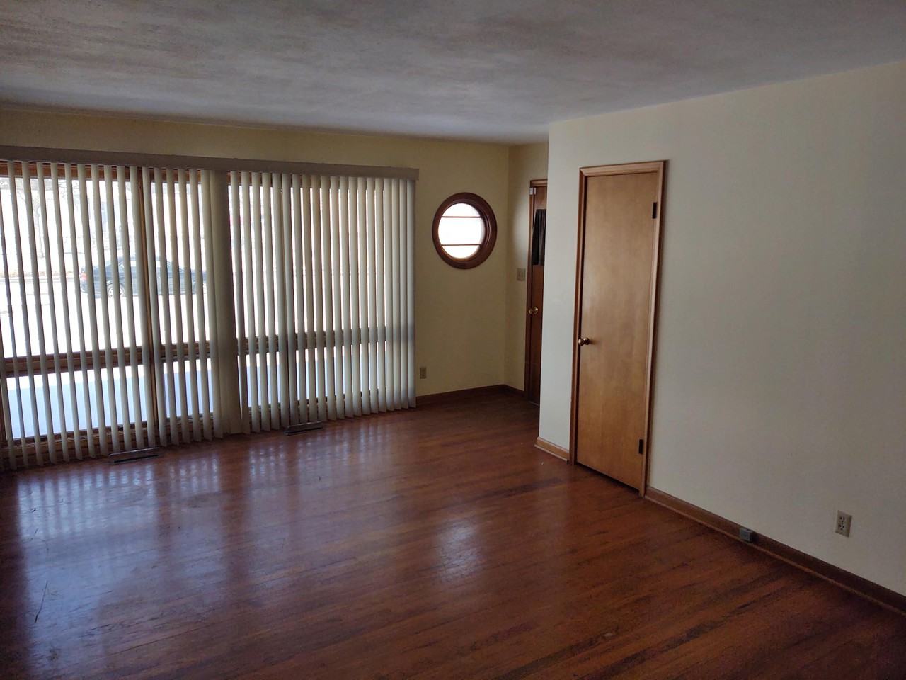 1513 Lakin Ave #1 - Photo 6 of 6