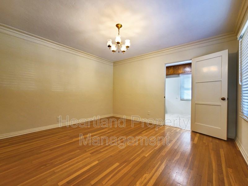 3773 Wellborn St - Photo 6 of 18