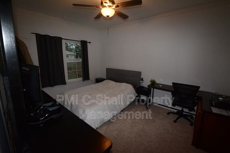 5510 Avon Rd - Photo 3 of 21