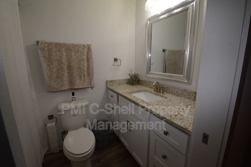 5510 Avon Rd - Photo 4 of 21