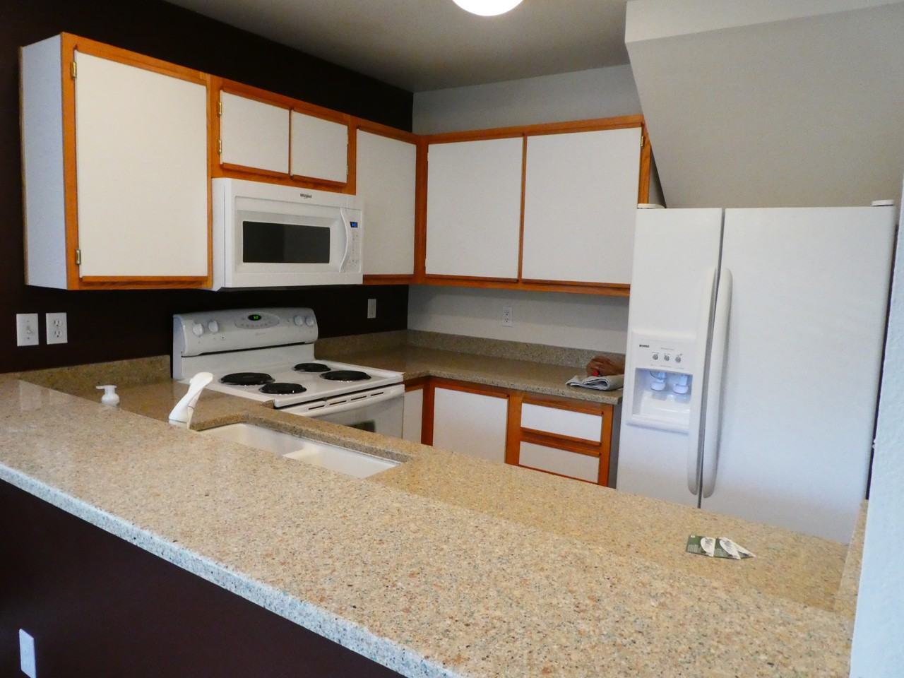 7123 Sw Sagert St #1 - Photo 6 of 17