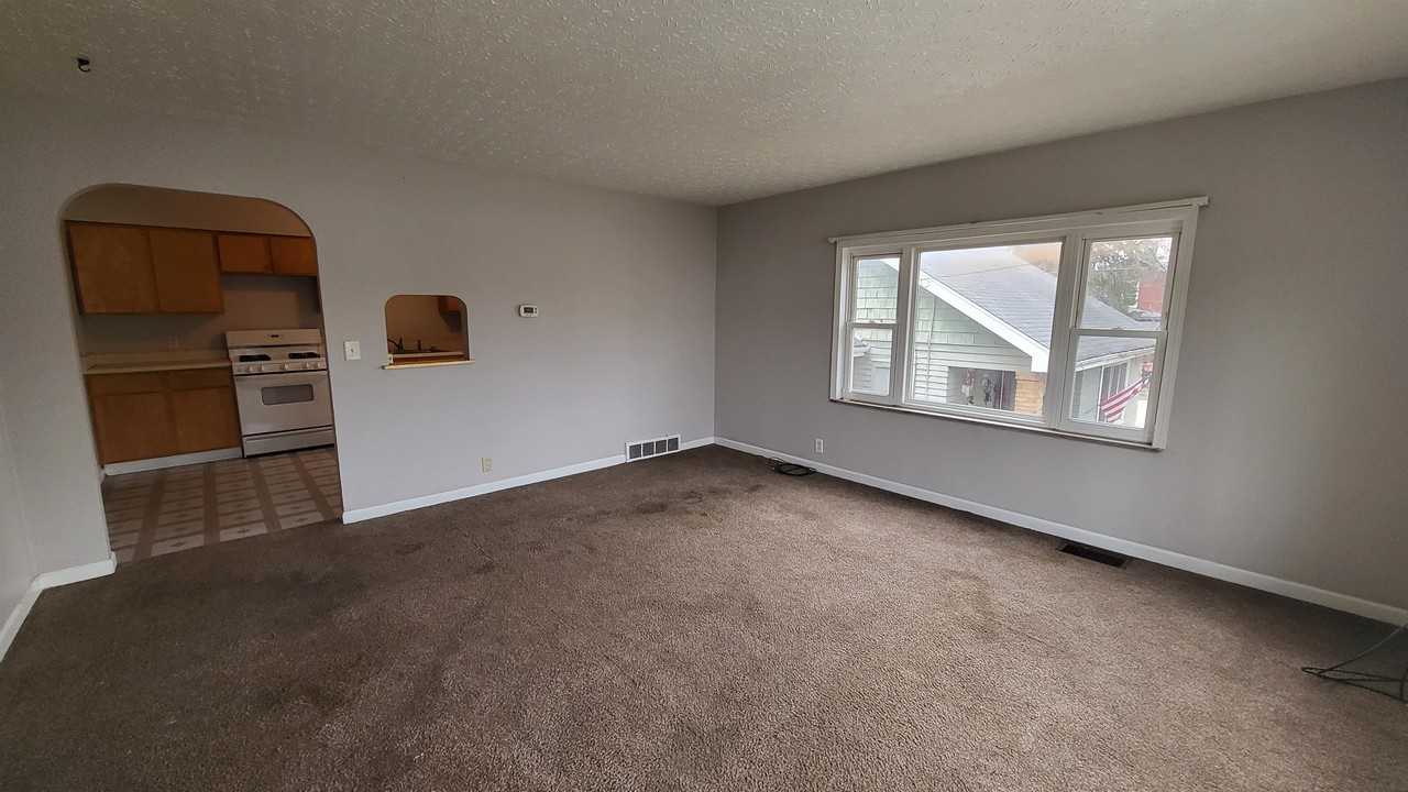 2255 Benninghofen Avenue - A - N #A - Photo 2 of 10