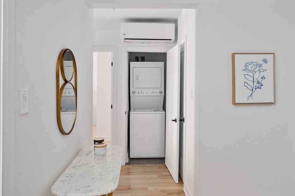 4930 Avenue Saint-Kevin #7 - Photo 3 of 20