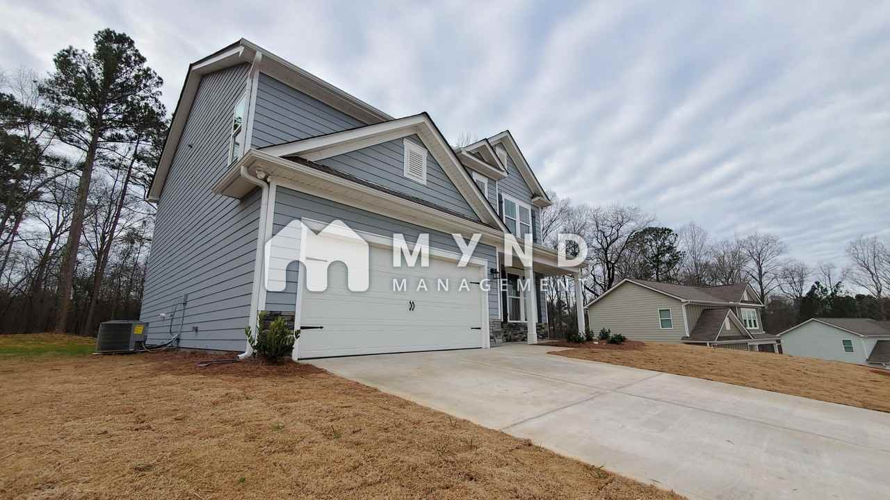 751 Jackson Ct - Photo 3 of 22