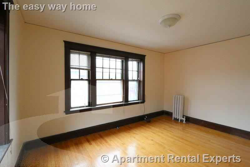 14 Centre St #8 - Photo 2 of 17