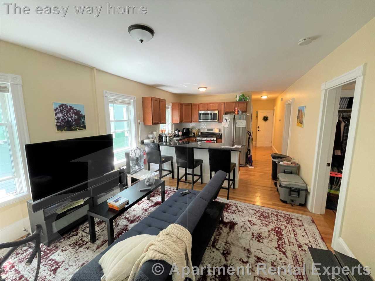 42 Gorham St #2 - Photo 4 of 17