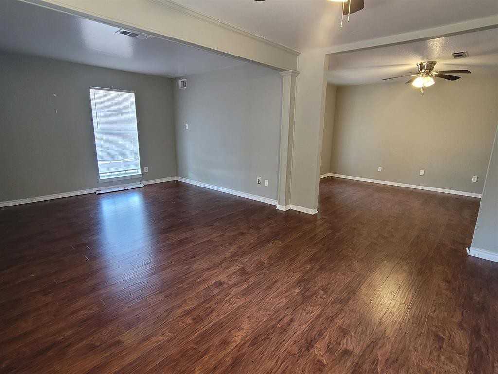 153 Briggs St - Photo 3 of 22