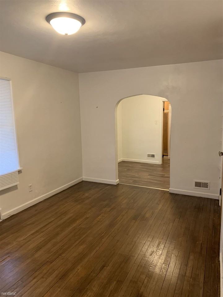 619 Lincolnway E - Photo 3 of 7