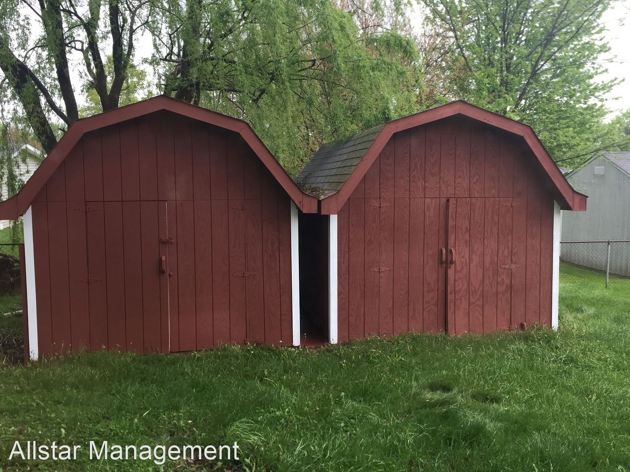 3921 Sleepy Hollow Rd - Photo 2 of 27