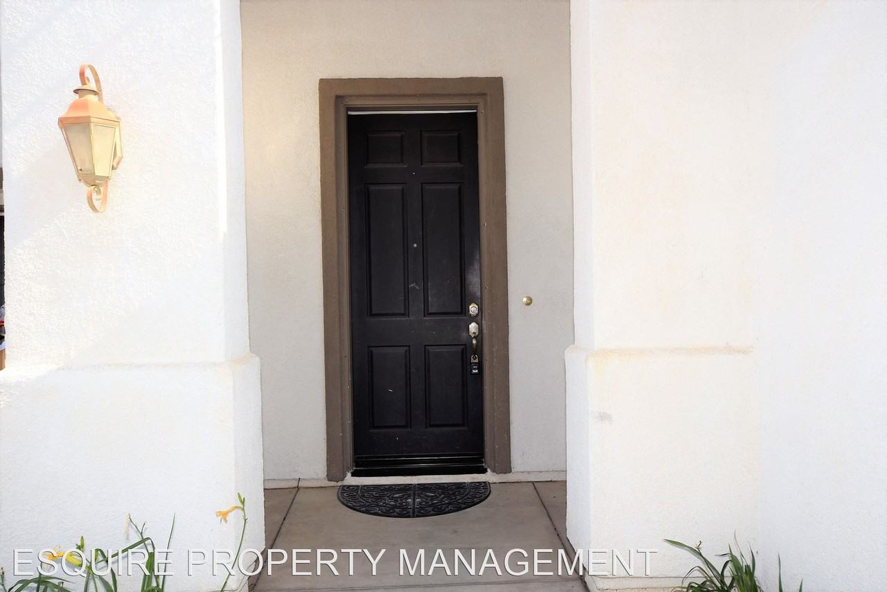 3334 Dunkirk Dr - Photo 2 of 26