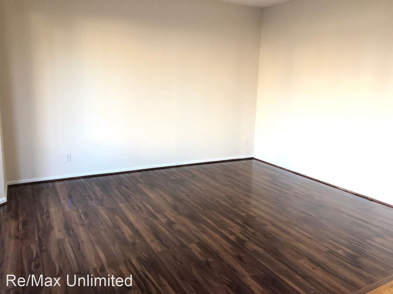 9 Sullivan Ct - Photo 3 of 43