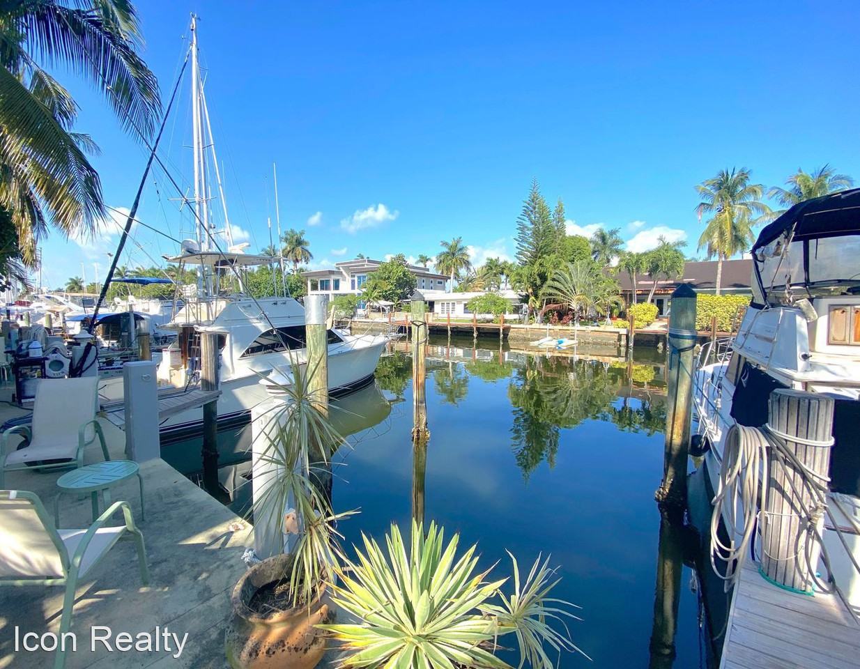 86 Isle of Venice Drive - Photo 2 of 11