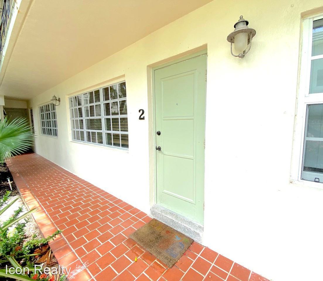 86 Isle of Venice Drive - Photo 3 of 11