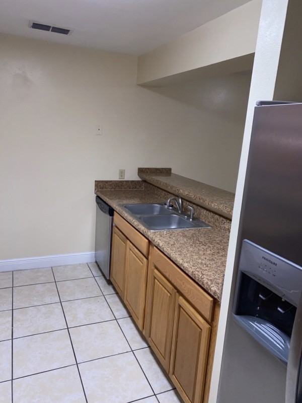 479 Prestwick Pl - Photo 4 of 40