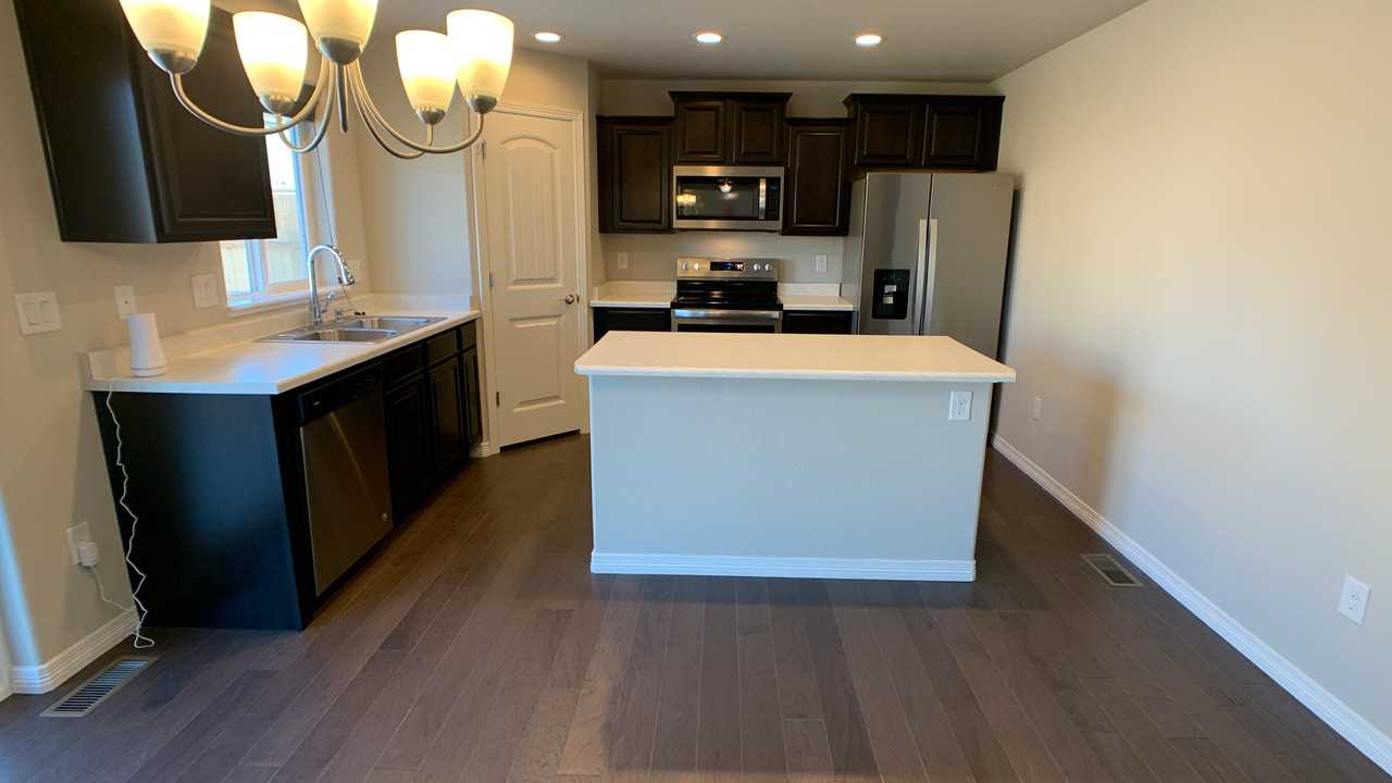 10898 Saco Dr - Photo 4 of 11