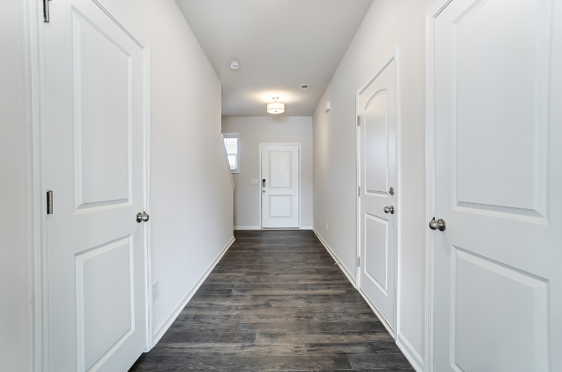 8147 Sheffield Dr - Photo 5 of 46