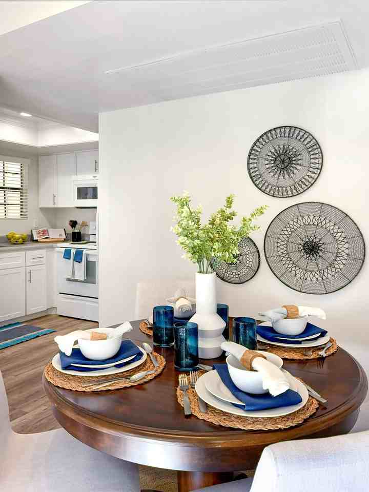 Laguna Serrano Apartments Homes - Photo 2 of 20