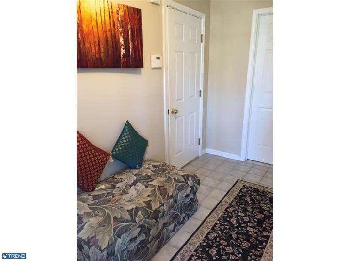 27 Forsythia Ct - Photo 3 of 25