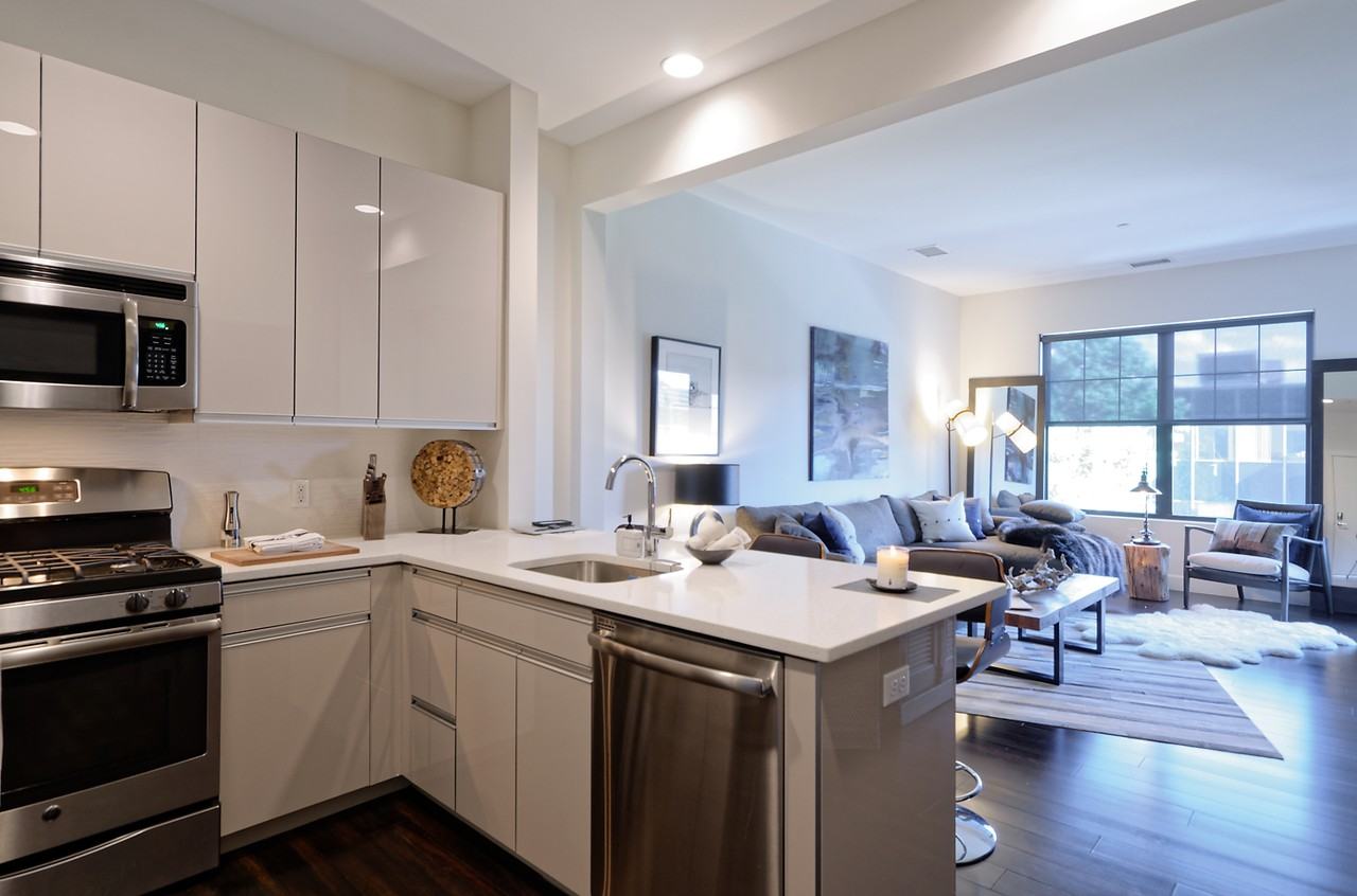 24 N Main St Apt 1f #1F - Photo 3 of 15