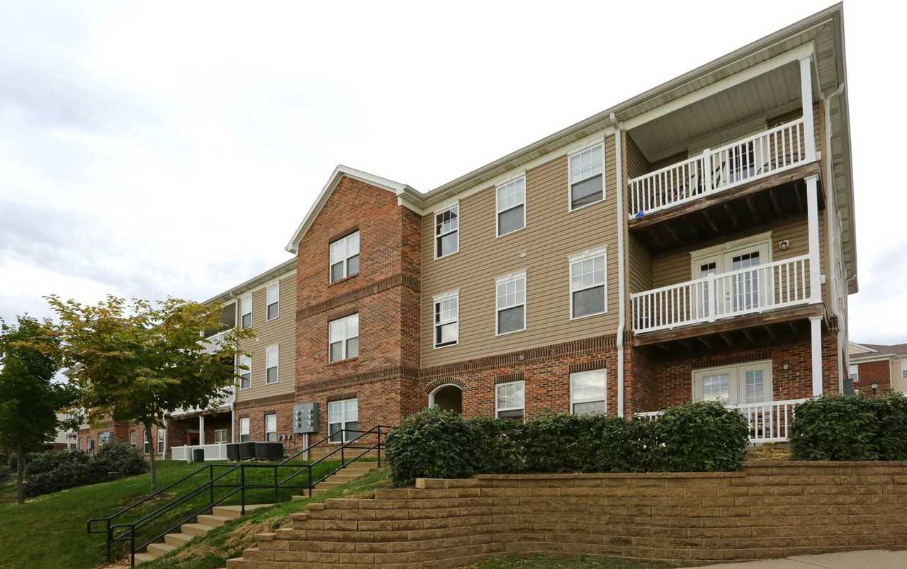 Gleneagles Apartments - Photo 6 of 33