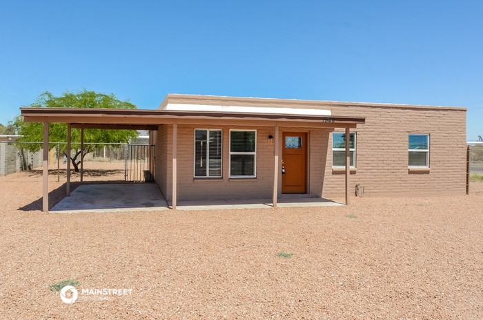 7549 E Irvington Rd - Photo 2 of 16