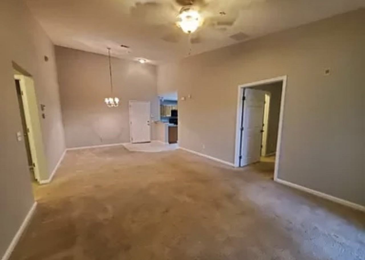 3620 Kirkpatrick Cir #1 - Photo 4 of 12