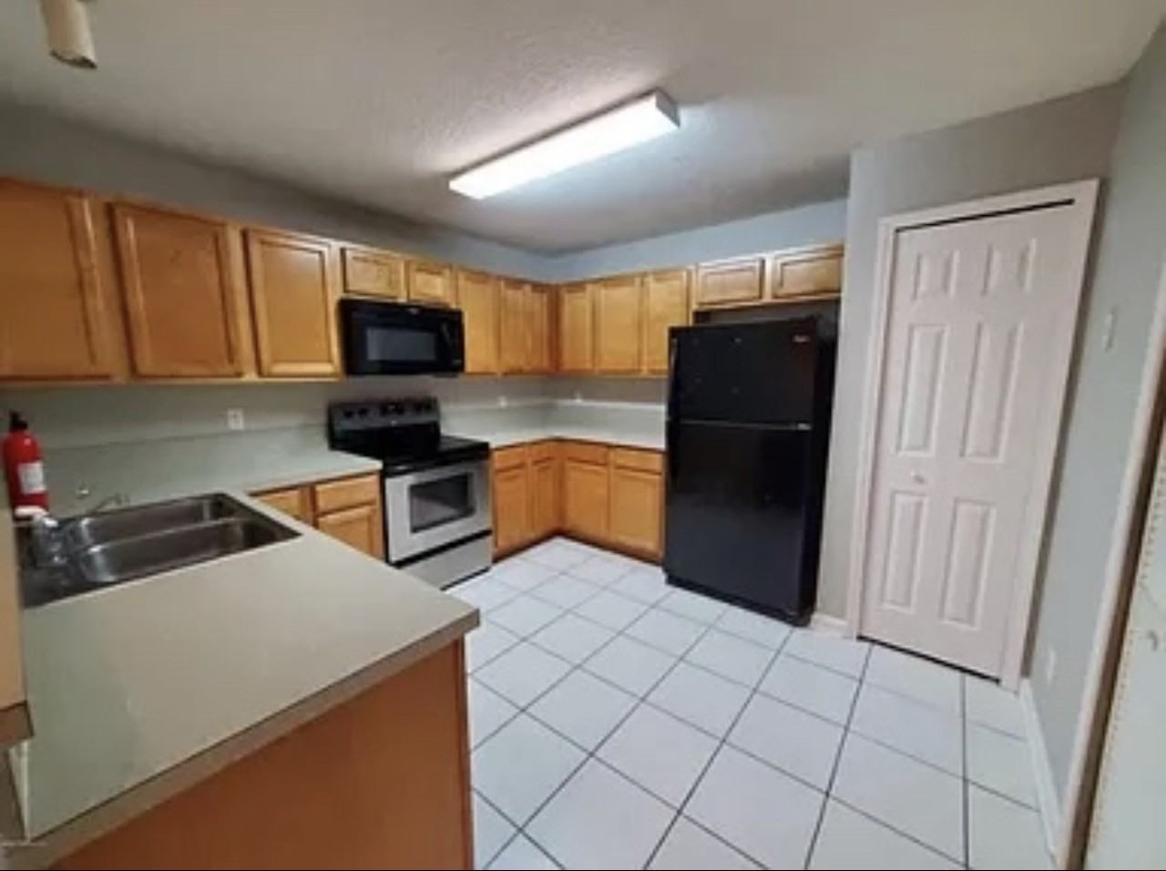 3620 Kirkpatrick Cir #1 - Photo 5 of 12