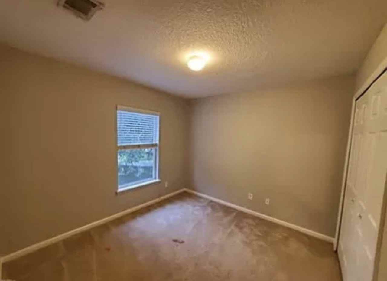 3620 Kirkpatrick Cir #1 - Photo 6 of 12