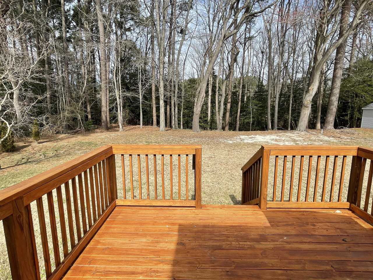 1331 Middle Neck Dr #1 - Photo 5 of 33