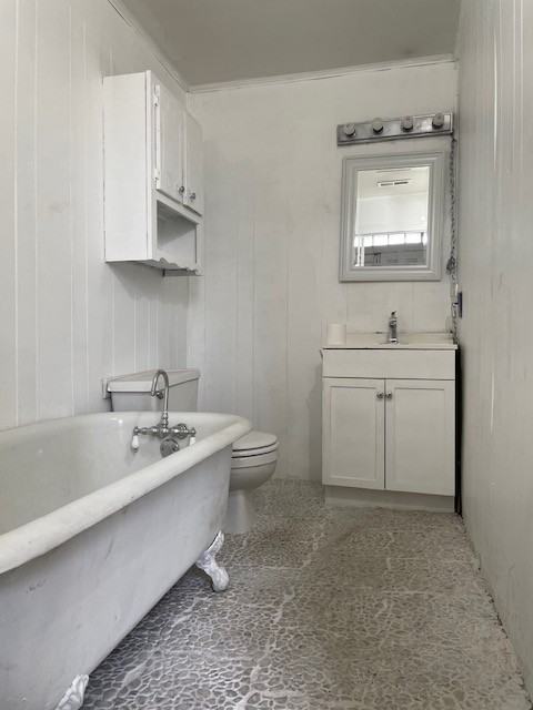 108 W 17th St #1 - Photo 5 of 10