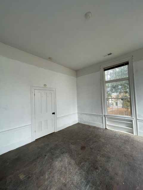 108 W 17th St #1 - Photo 7 of 10