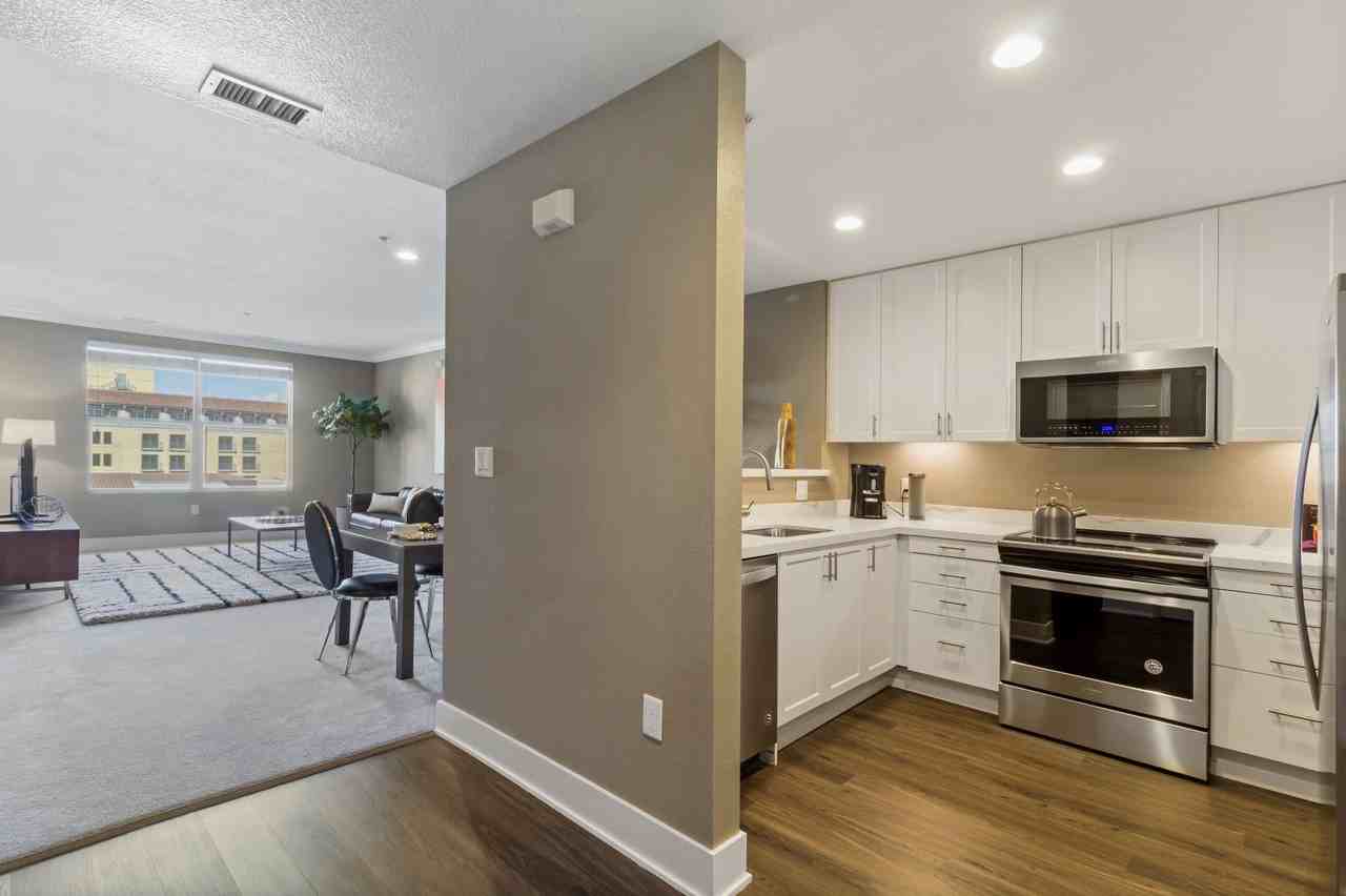 Santana Row - Photo 5 of 20