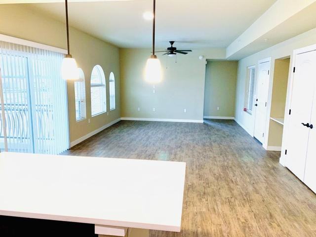 780 W Cherry Ln - Photo 4 of 20
