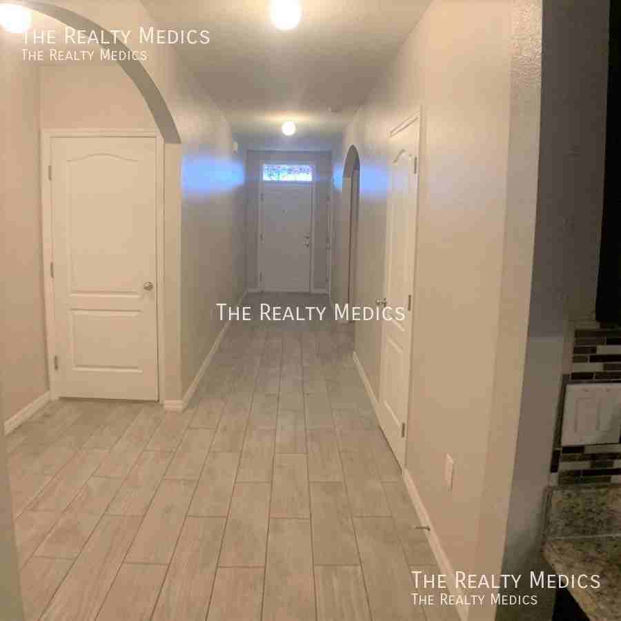 5858 Grey Heron Dr - Photo 3 of 20