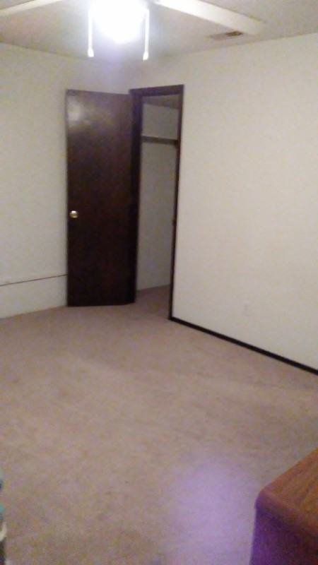 1615 N Arrowhead Dr - Photo 4 of 10