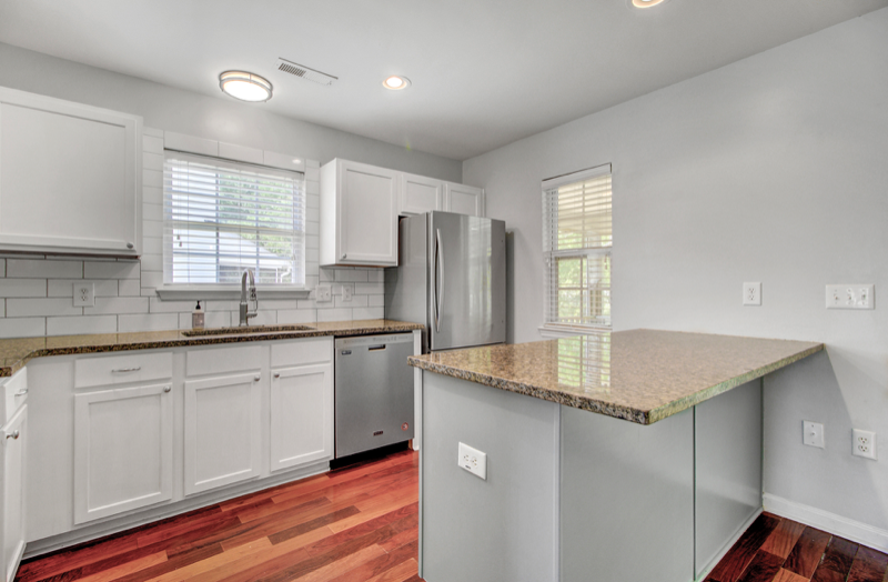 436 Doane Way - Photo 3 of 12