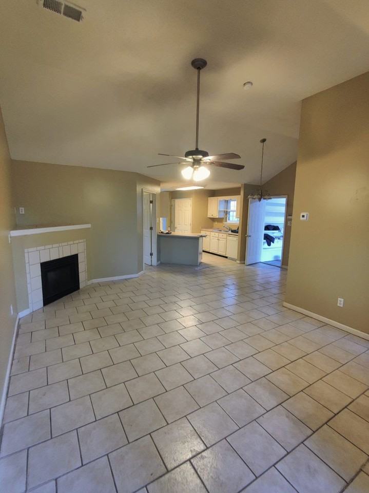 105 Gym Cir #1 - Photo 3 of 22