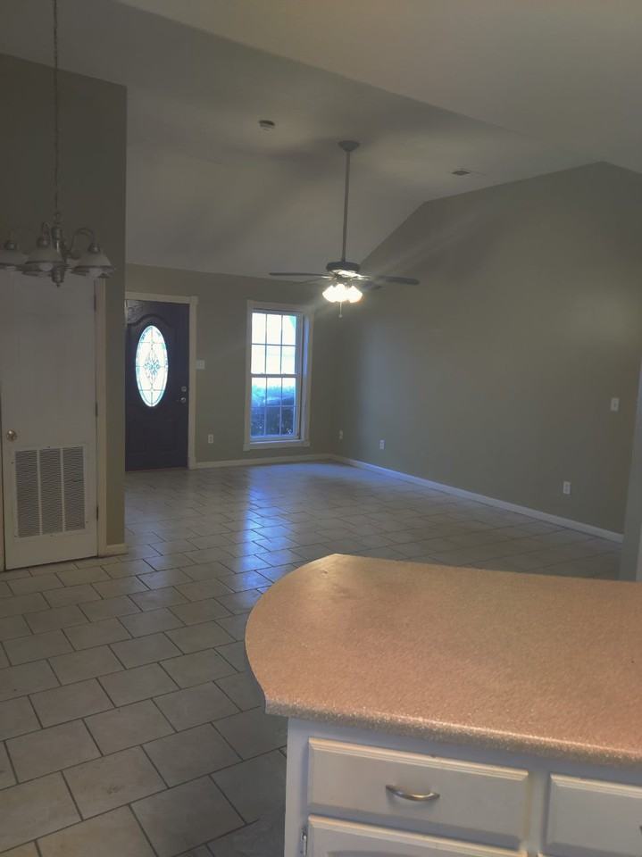 105 Gym Cir #1 - Photo 5 of 22