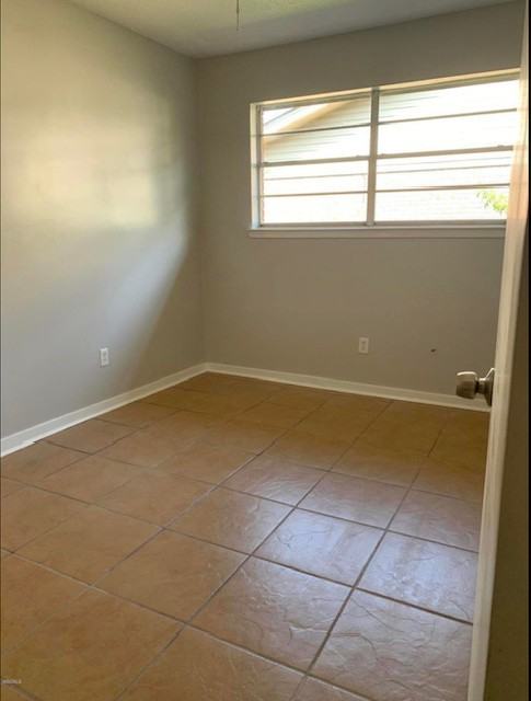 830 Lakewood Pl #1 - Photo 2 of 10