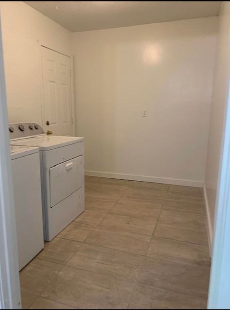 830 Lakewood Pl #1 - Photo 4 of 10