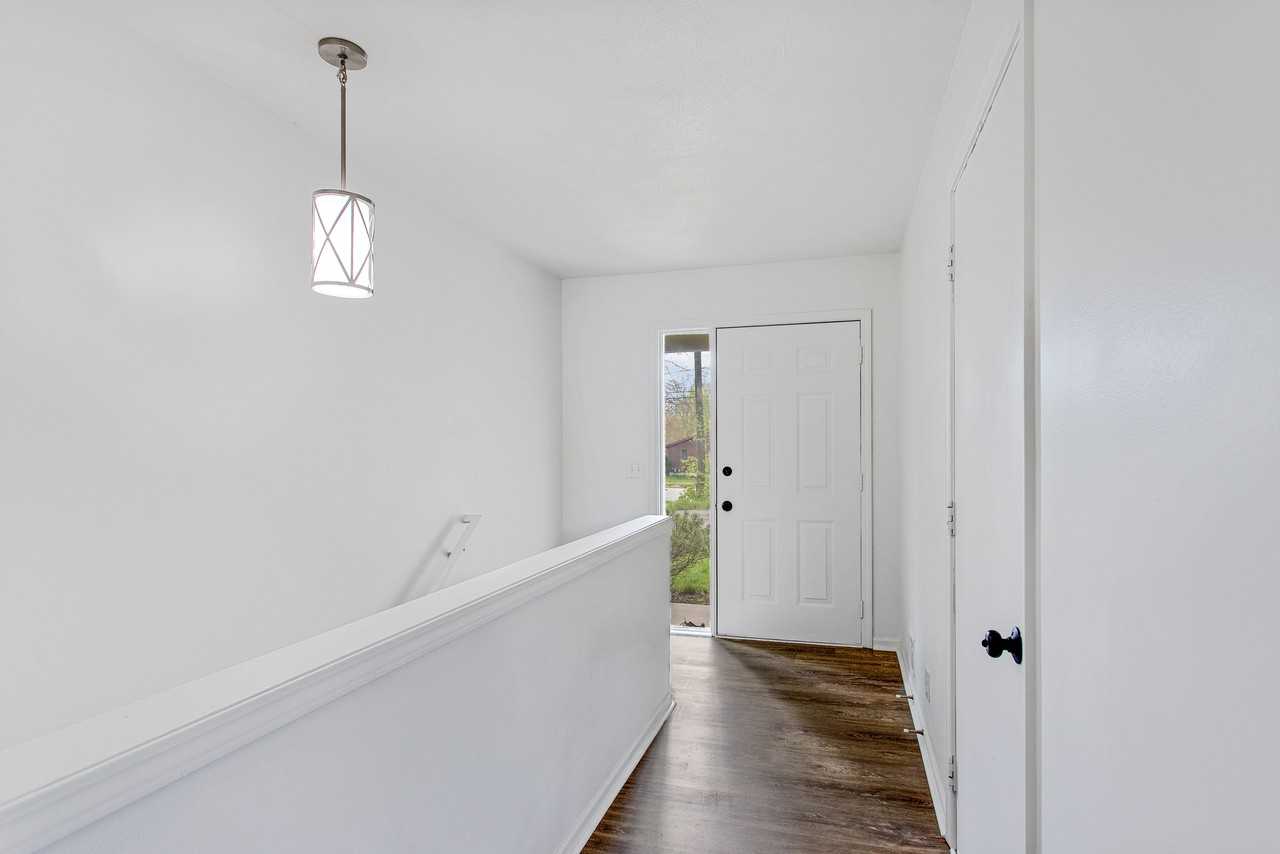 2215 Leonard St Ne #2215 - Photo 2 of 28