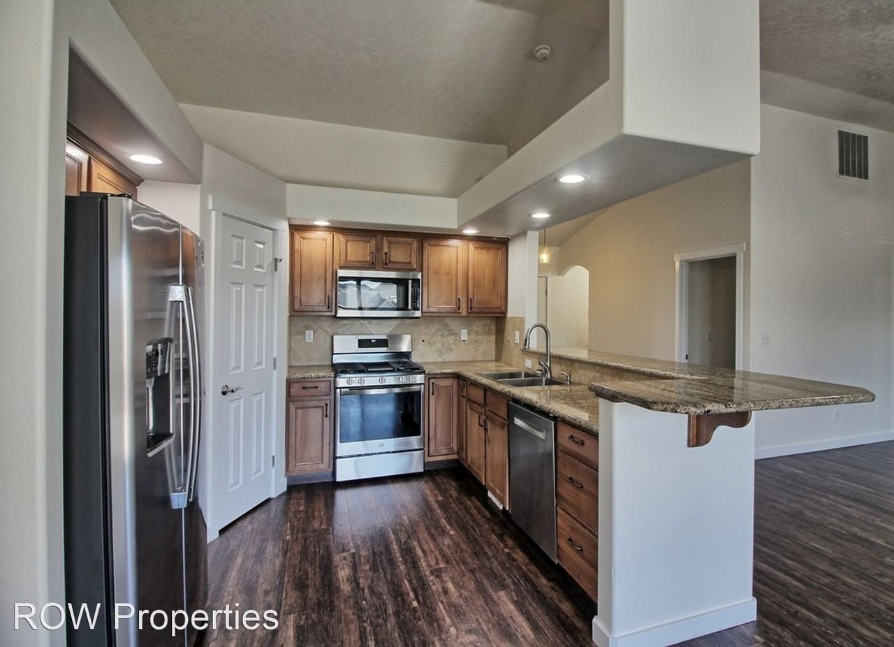 1808 N Firebrick Dr - Photo 3 of 24