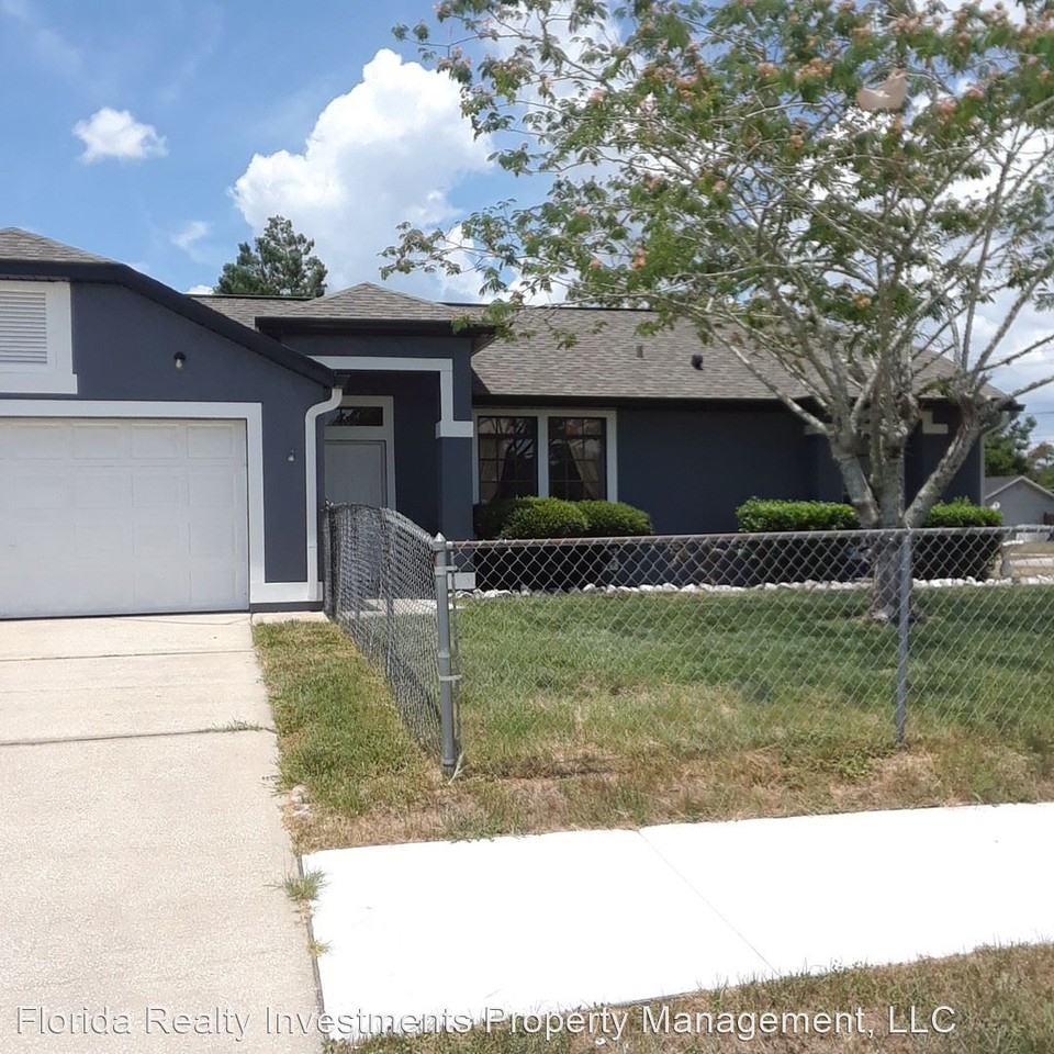 3348 Buckland St - Photo 3 of 18