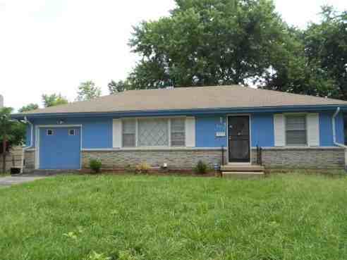 8719 Stark Ave - Photo 2 of 33