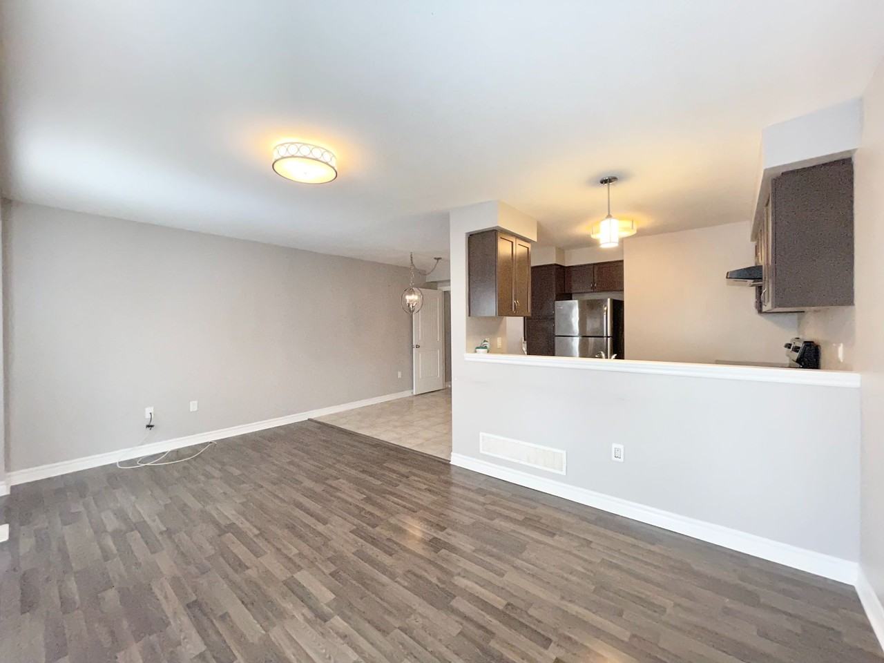 59 Arlington Cres - Photo 2 of 18