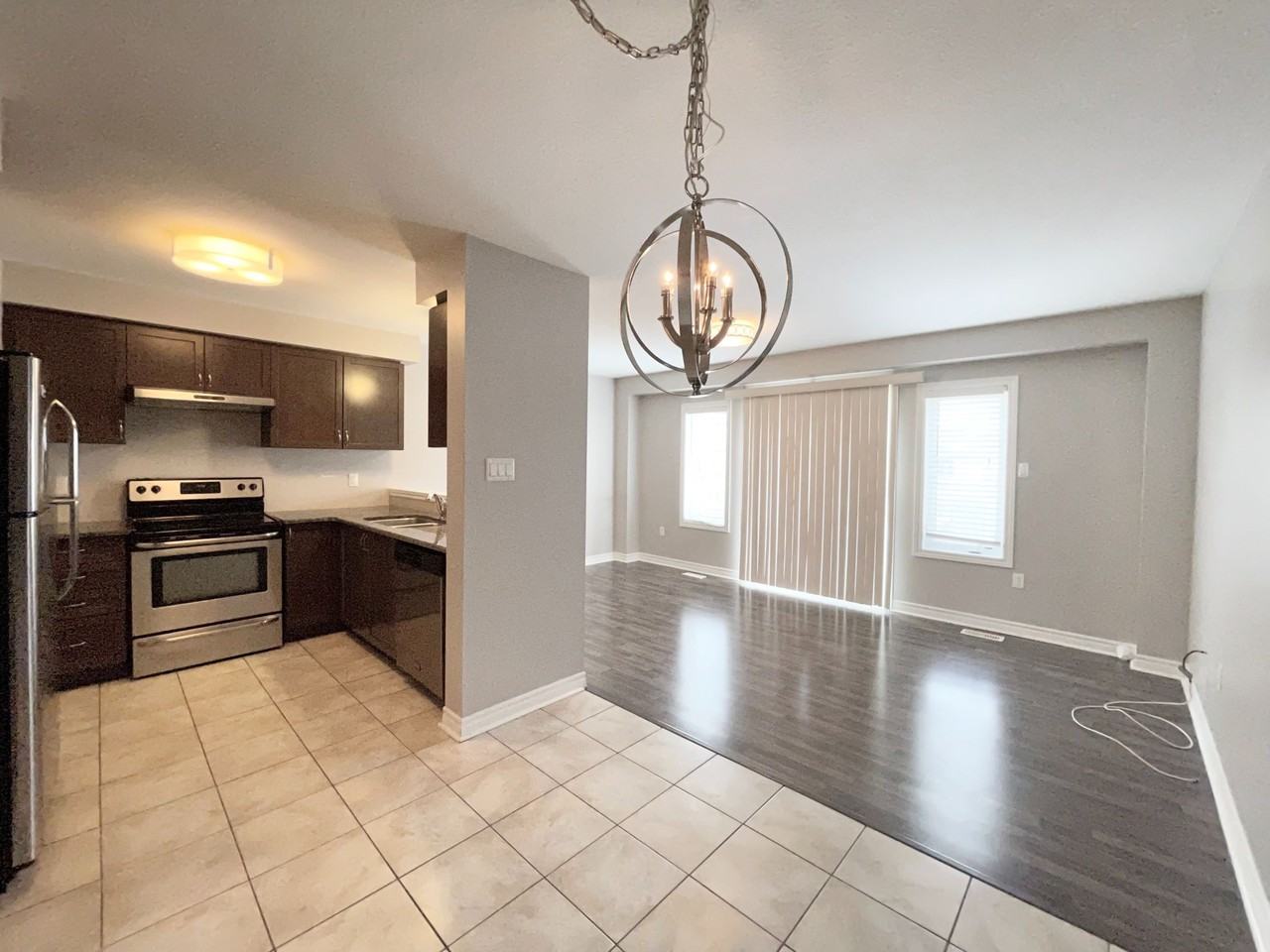 59 Arlington Cres - Photo 3 of 18