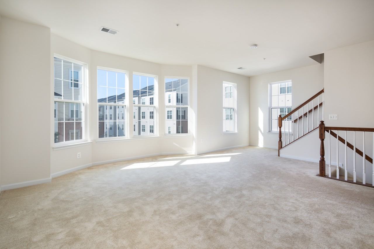 9548 Mine Gap Way - Photo 4 of 26