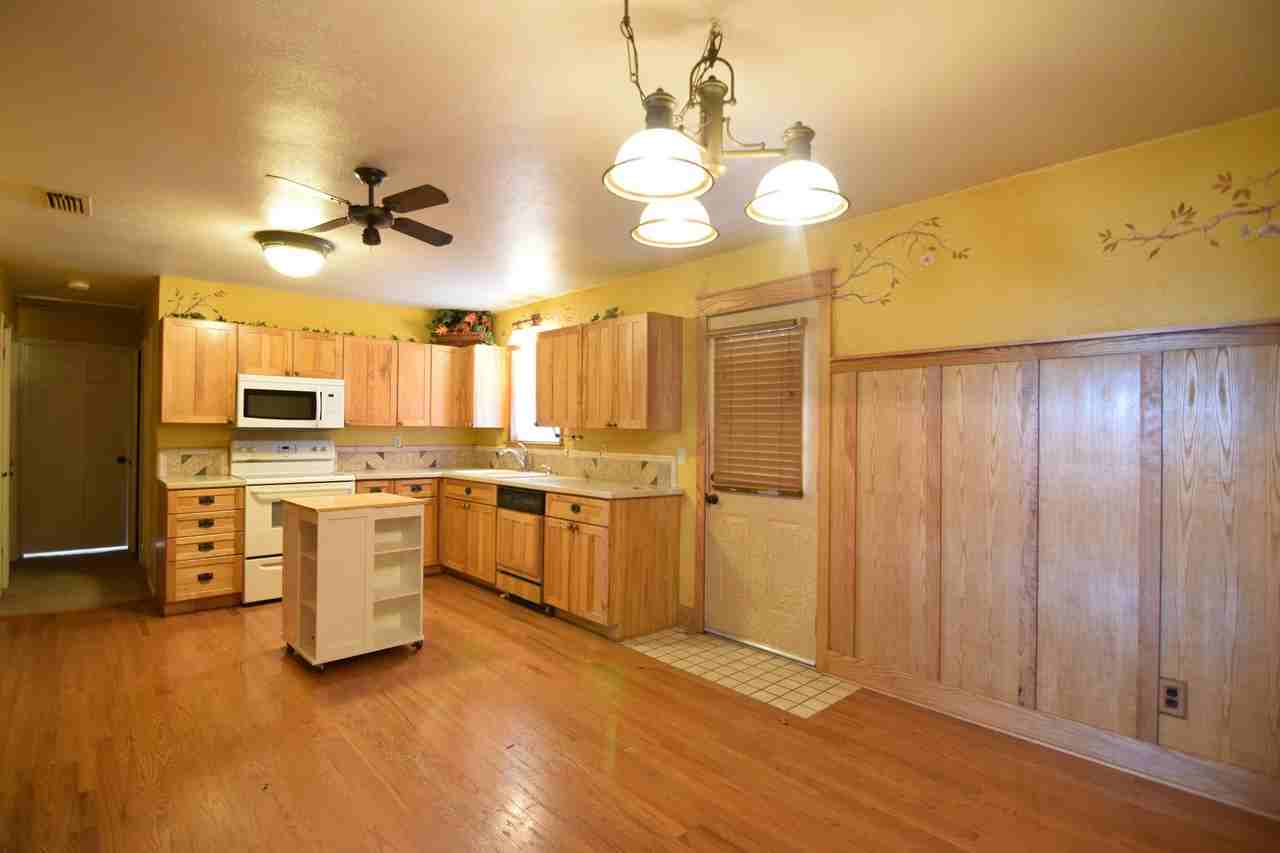 716 Church Ave - Photo 5 of 21